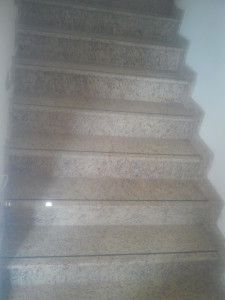 schody z granitu Topazio