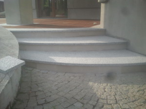 schody z granitu granit Strzegomski